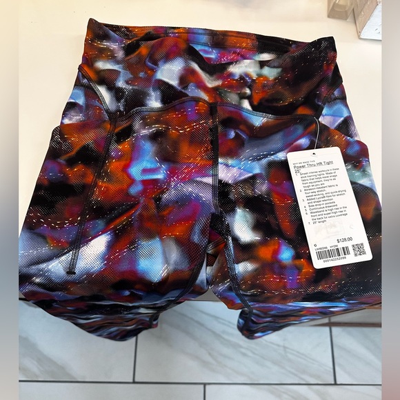 NWT Lululemon Leggings - Picture 1 of 6